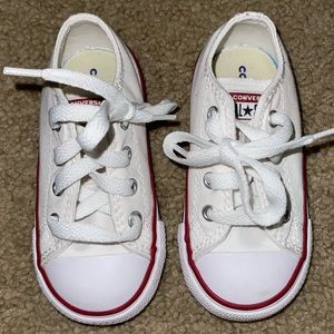 Converse all star toddler sneakers size 6